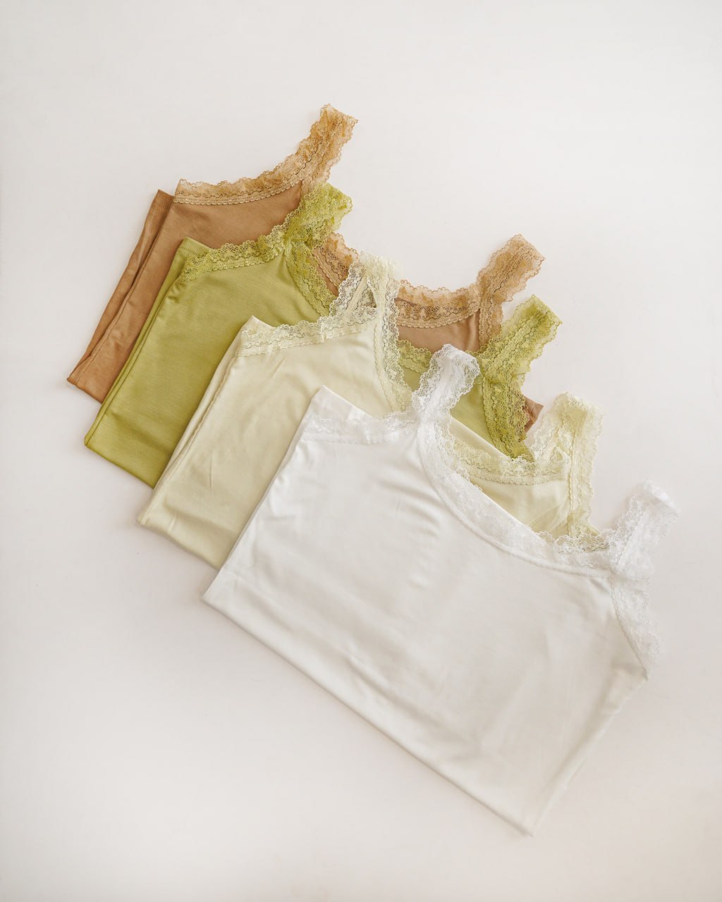 تاپ وارداتی بندی زنانه دور گیپوری